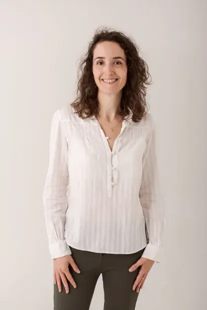 González de Loyola, Alejandra