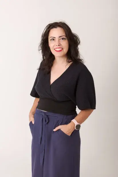 Gil Hernández, Vanesa