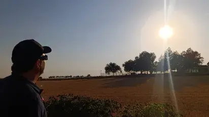 An eclipse, a question and a scientific vocation